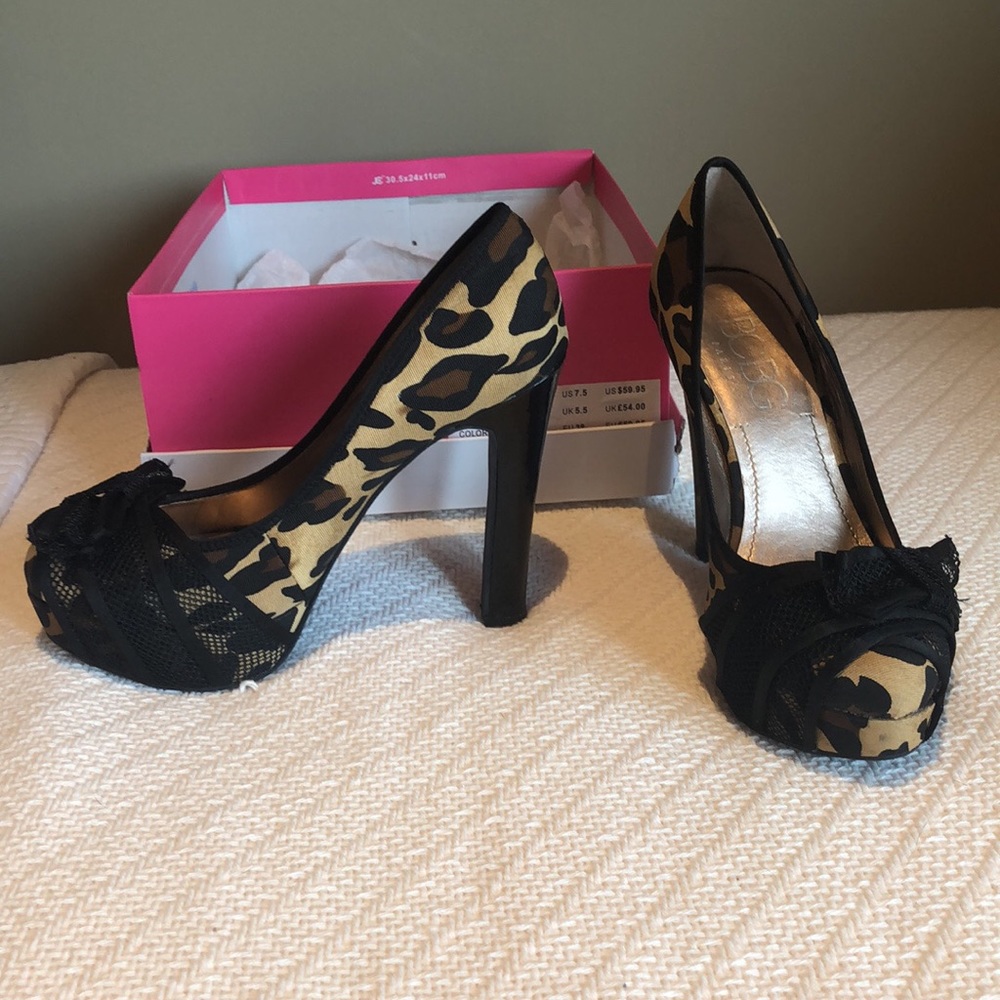 Women’s cheetah heels